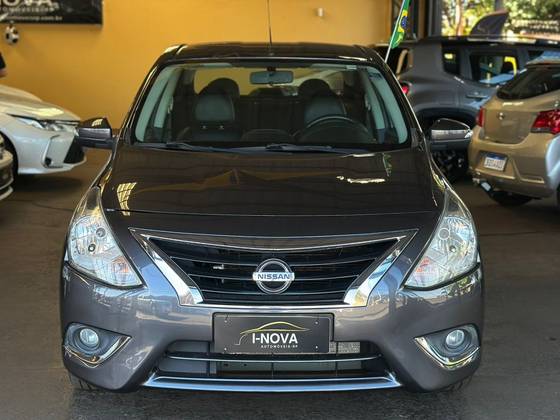 NISSAN VERSA 1.6 16V FLEXSTART SL 4P XTRONIC NISSAN VERSA 1.6 16V FLEXSTART SL 4P XTRONIC